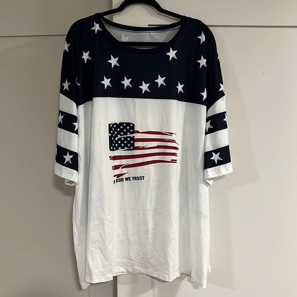 Other - T-Shirt Mens white shirt with red and blue coloring, Size 5X NWOT